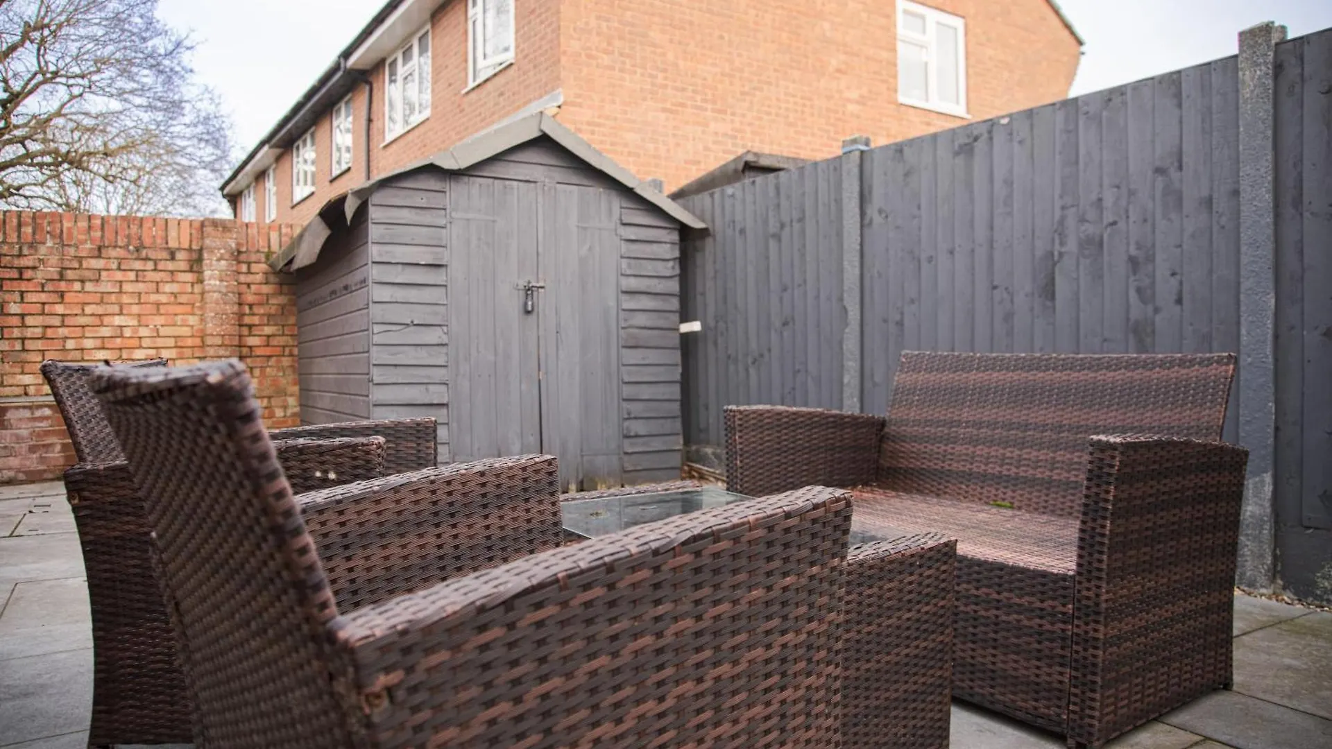 Lovely Three Bed At Tanglewood Hillingdon